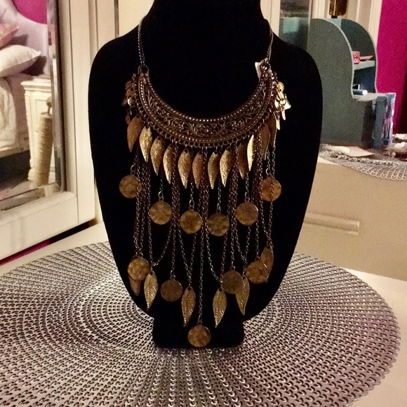 NWT Tanjore Statement Necklace Tribal Coins Leaves - Picture 2 of 5